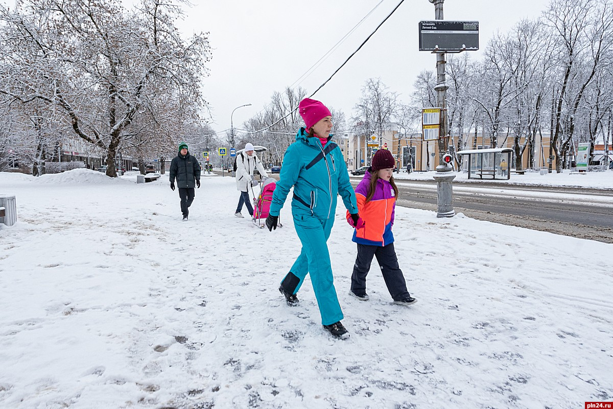 24 февраля можно. Фото парк дружбы Москва 24.02.2022. Москва сейчас. Москва февраль 2022. Москва фото сегодняшнего дня.