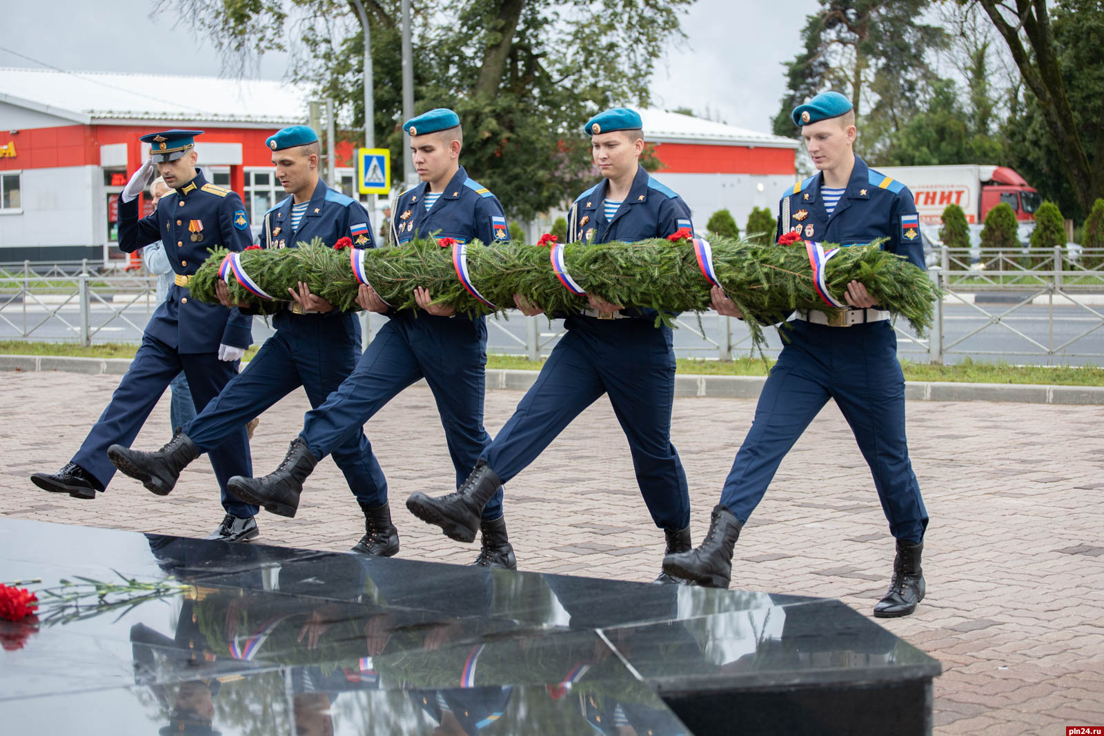 флеш фото про омск вдв 2023