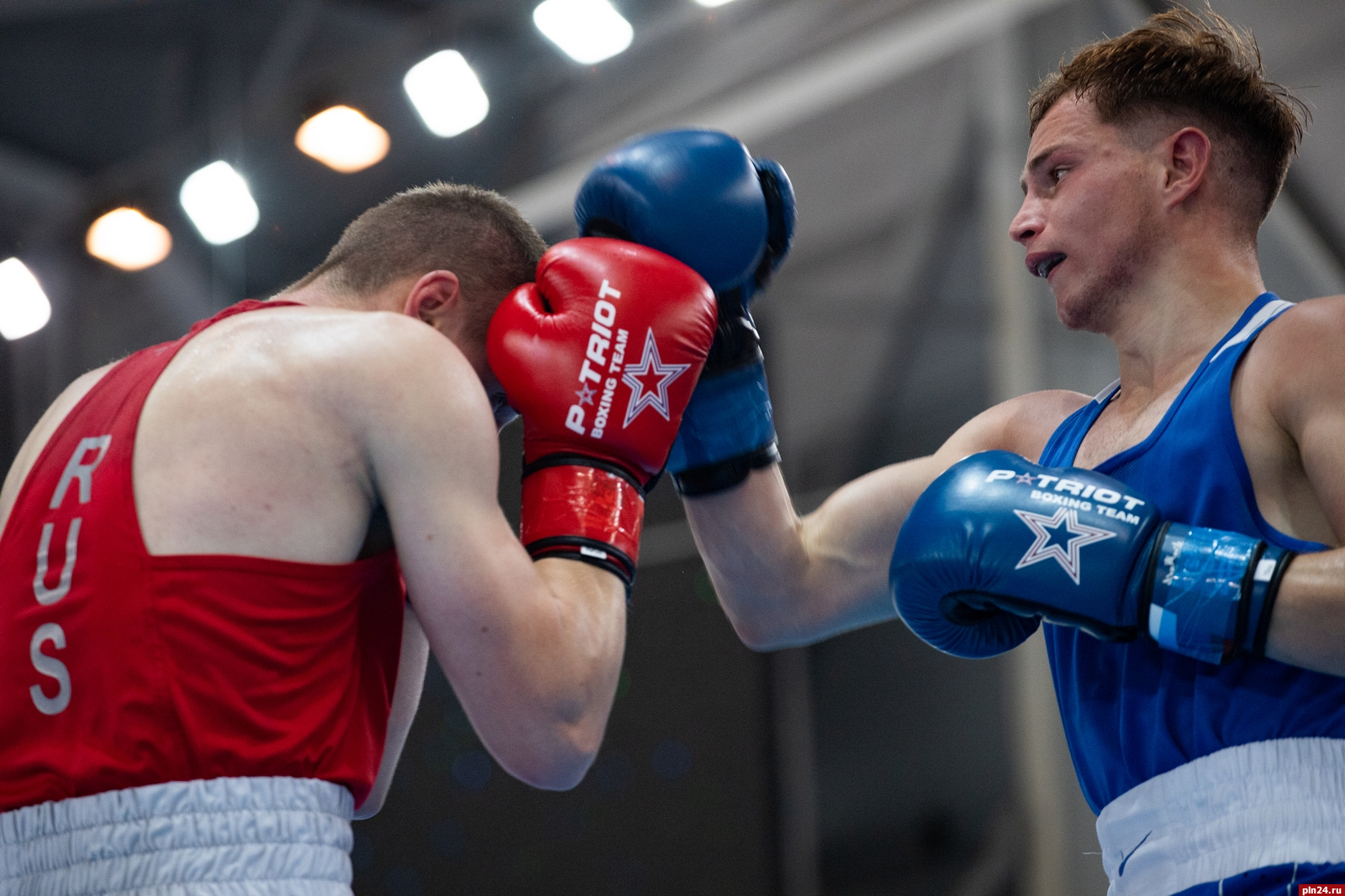 Чемпион по боксу среди юниоров 2013 03